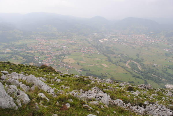 Vistas del valle de Buelna desde el castro de Las Varizas