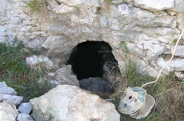 Boca de la Sima del Cráneo. Fuente: The Matienzo Caves Project