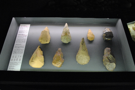 Herramientas prehistóricas en el MUPAC