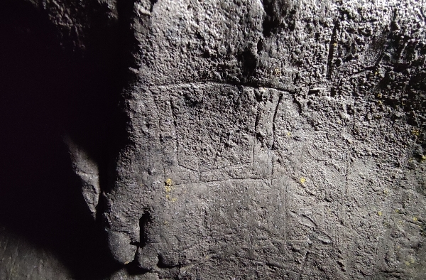 Conjunto de grabados rectangulares de la cueva de El Covarón